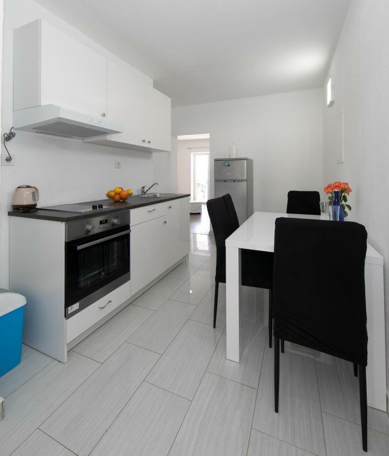 Apartmani Marija Jakir Brela Εξωτερικό φωτογραφία